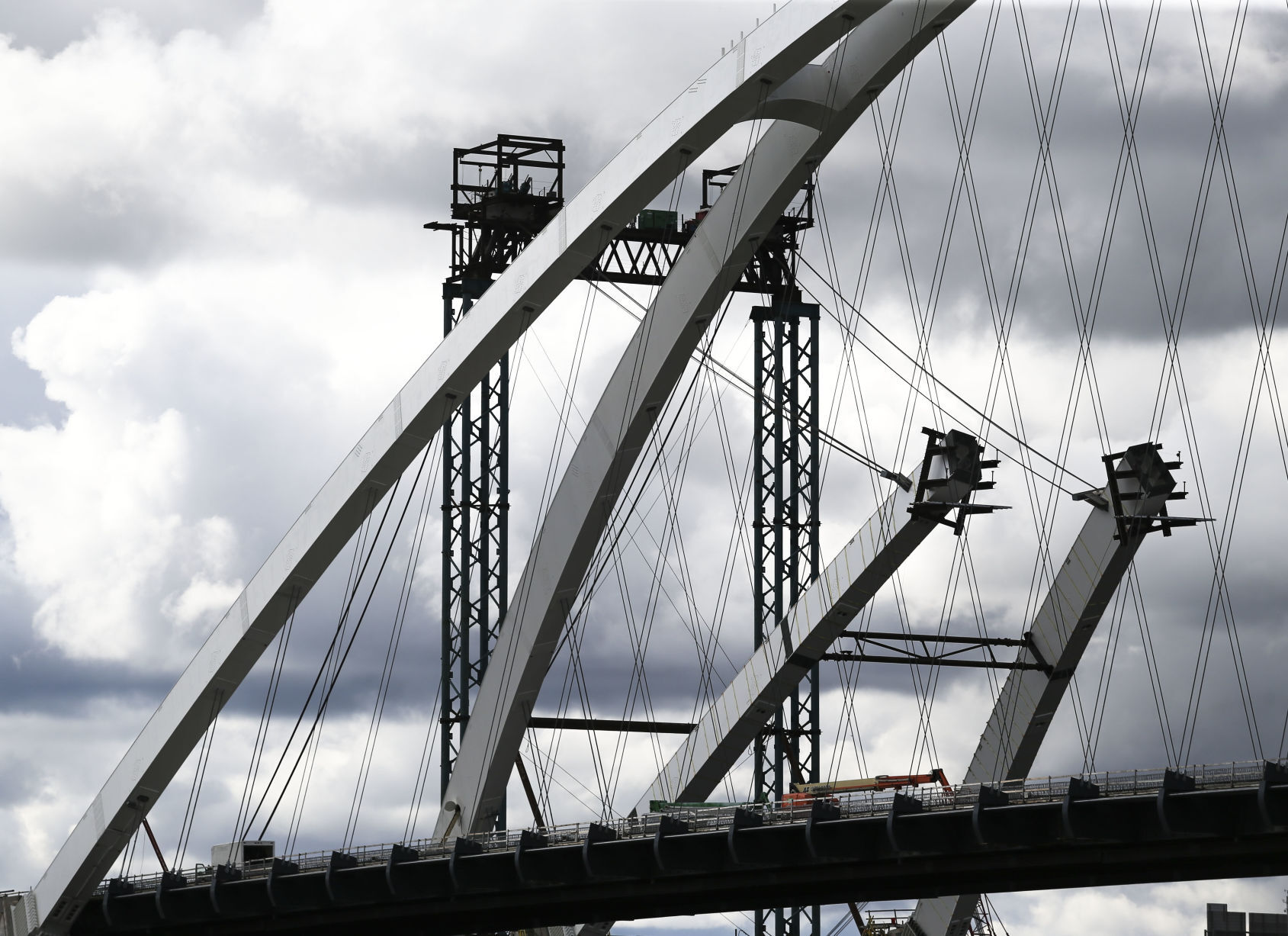 100120-qc-nws-bridge-04.JPG